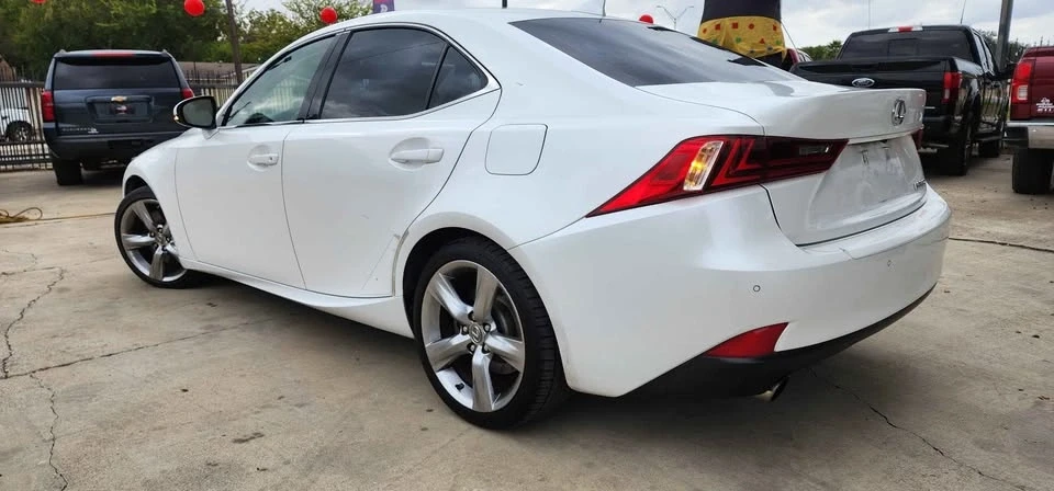 2014 Lexus IS 3rd Gen - Image 4 of 7