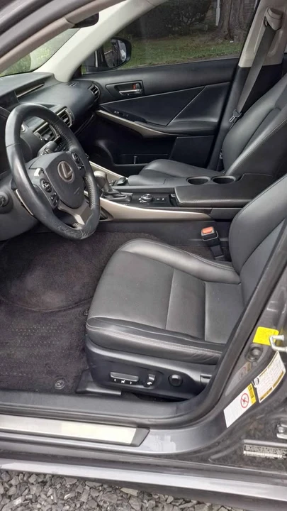2014 Lexus IS 3rd Gen - Image 8 of 15