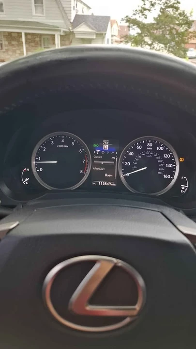 2014 Lexus IS 3rd Gen - Image 13 of 15
