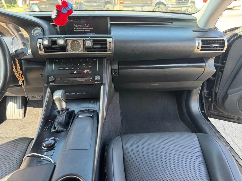 2014 Lexus IS 3rd Gen - Image 12 of 13