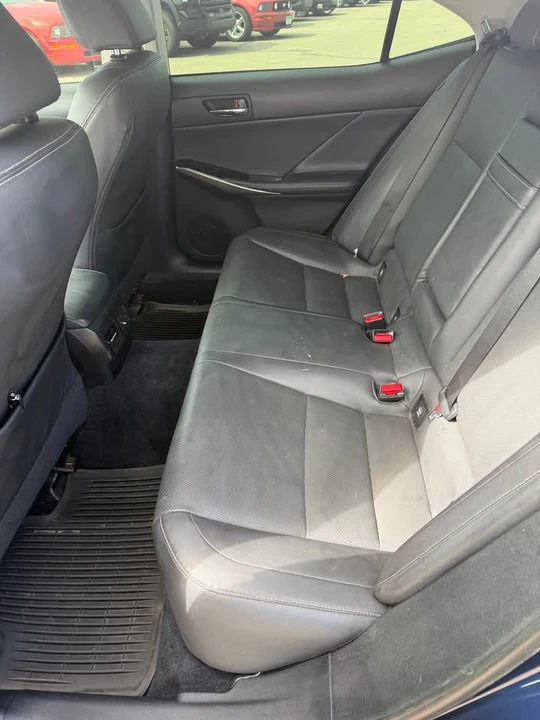 2014 Lexus IS 3rd Gen - Image 9 of 13