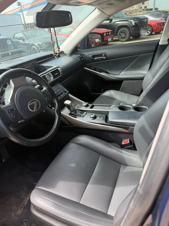 2014 Lexus IS 3rd Gen - Image 11 of 13