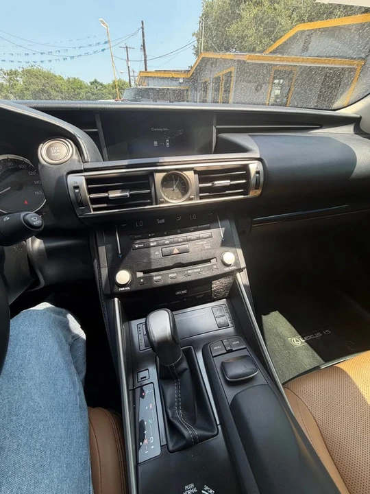 2014 Lexus IS 3rd Gen - Image 13 of 14