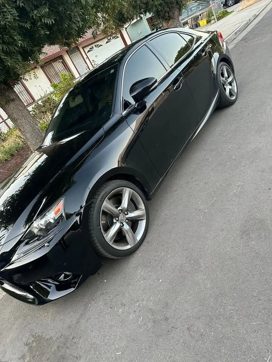 2014 Lexus IS 3rd Gen - Image 10 of 15