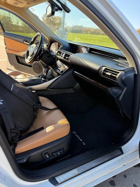 2014 Lexus IS 3rd Gen - Image 10 of 17