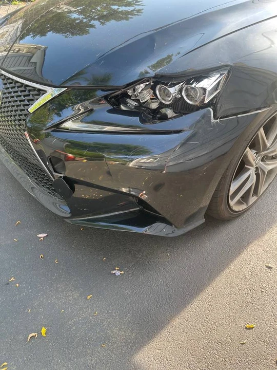 2014 Lexus IS 3rd Gen - Image 5 of 6