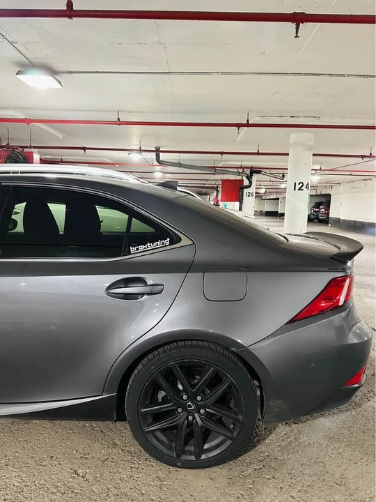 2014 Lexus IS F 2nd Gen - Image 6 of 12