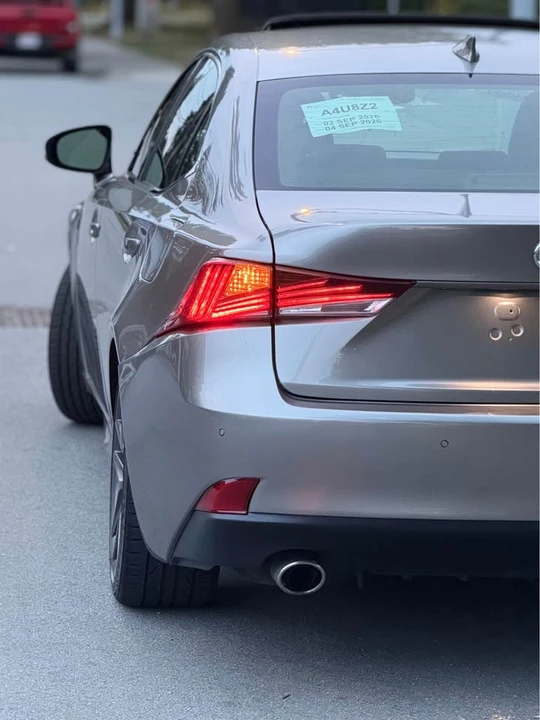 2014 Lexus IS 3rd Gen - Image 4 of 17