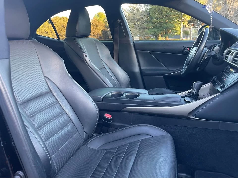 2014 Lexus IS 3rd Gen - Image 4 of 7