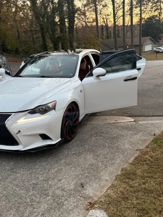 2014 Lexus IS F 2nd Gen - Image 8 of 9