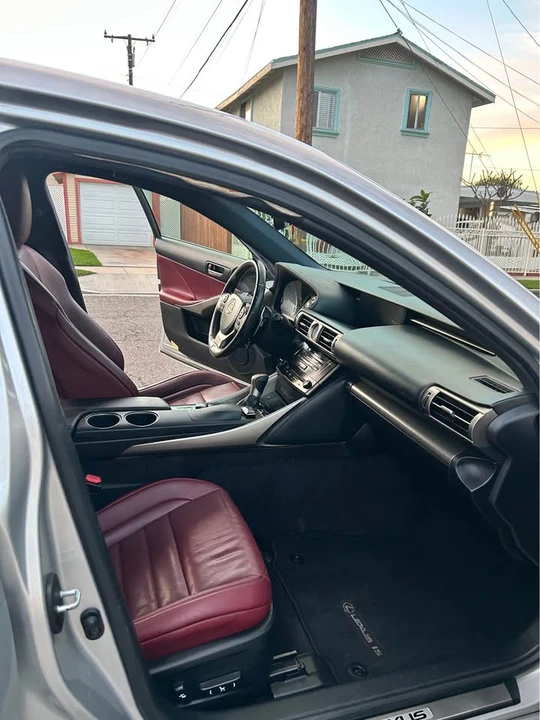2014 Lexus IS 3rd Gen - Image 11 of 15