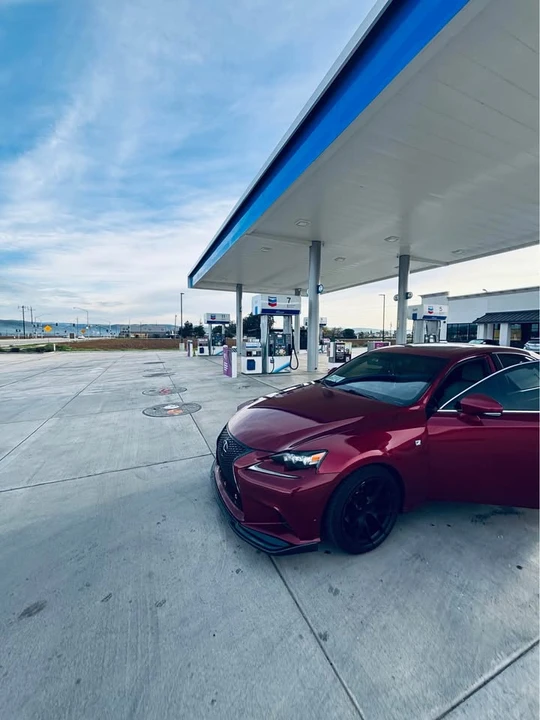 2014 Lexus IS 3rd Gen - Image 4 of 8