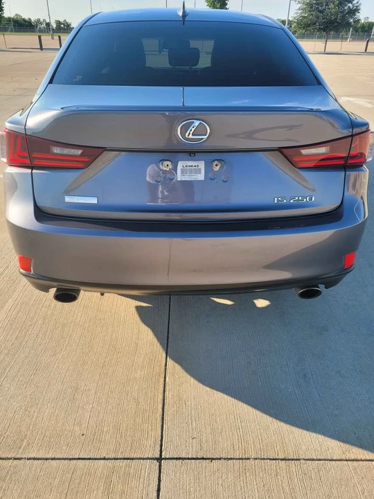 2014 Lexus IS 3rd Gen - Image 9 of 17