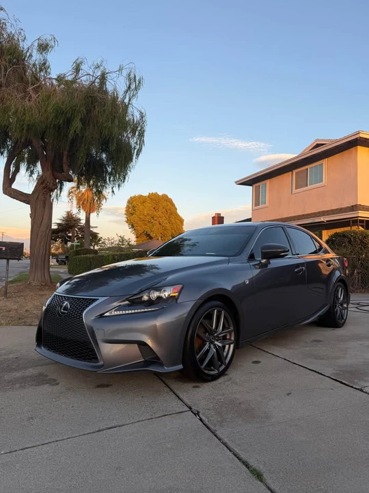 2014 Lexus IS 3rd Gen - Image 6 of 20