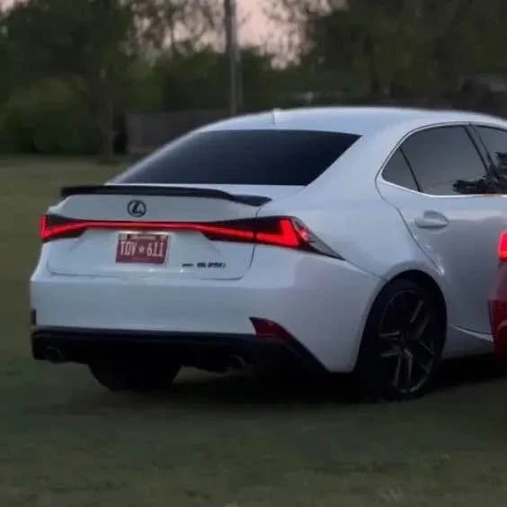 2014 Lexus IS 3rd Gen - Image 9 of 13