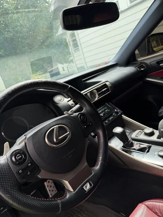 2014 Lexus IS 3rd Gen - Image 4 of 4