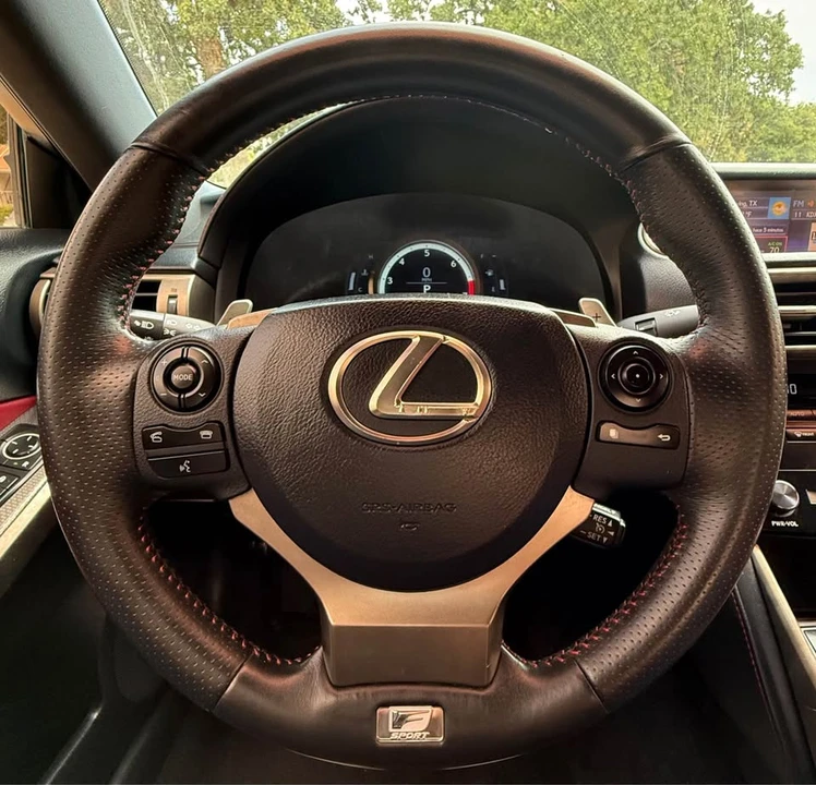 2014 Lexus IS 3rd Gen - Image 14 of 17