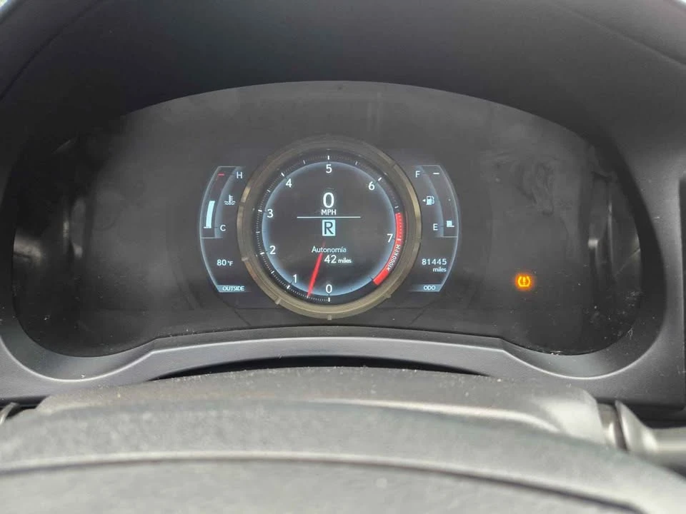 2014 Lexus IS 3rd Gen - Image 16 of 20