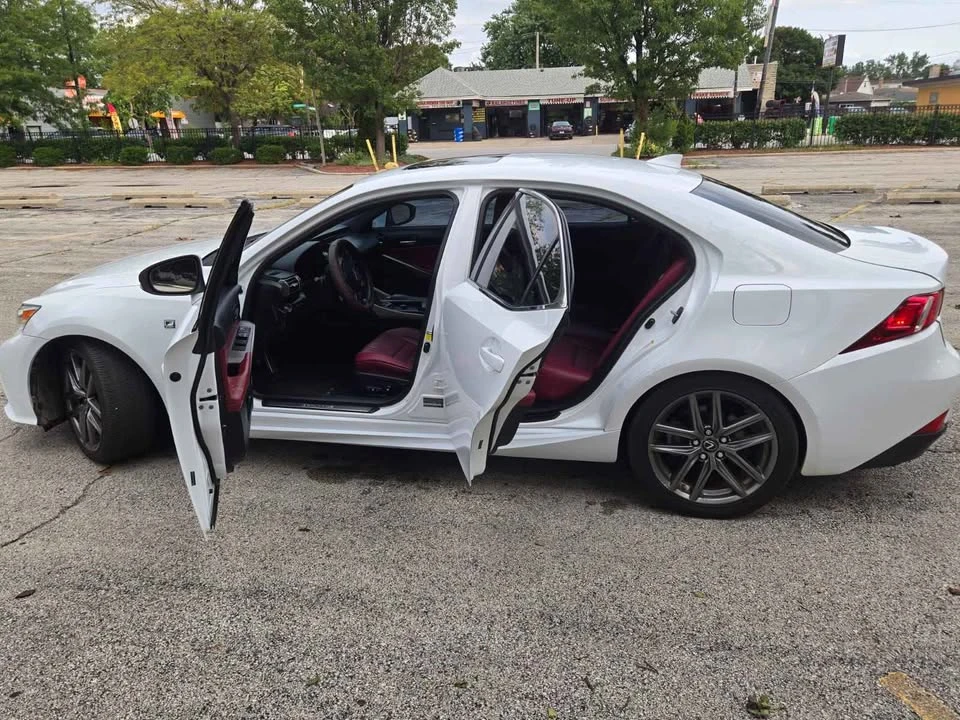 2014 Lexus IS 3rd Gen - Image 18 of 20