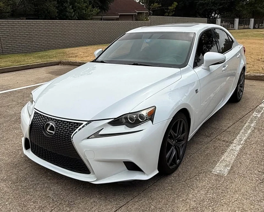 2014 Lexus IS 3rd Gen - Image 4 of 17