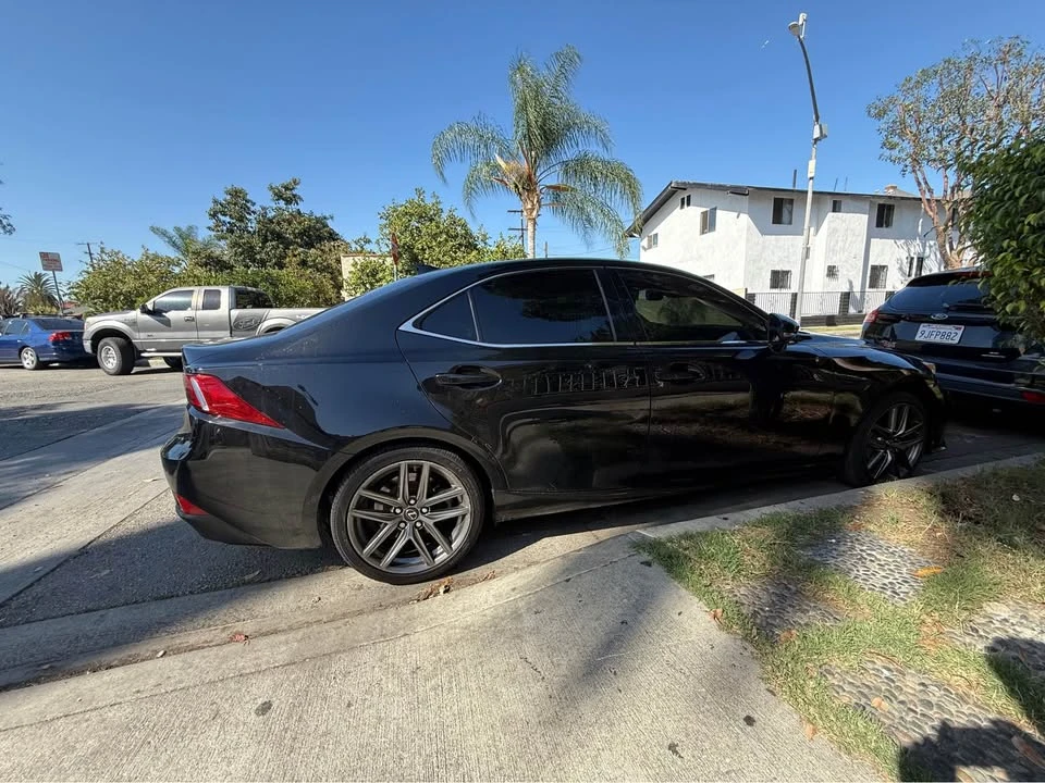 2014 Lexus IS 3rd Gen - Image 4 of 7