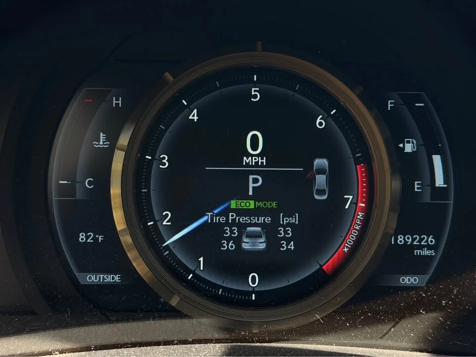 2014 Lexus IS 3rd Gen - Image 7 of 8