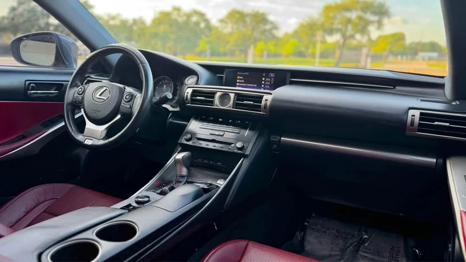 2014 Lexus IS 3rd Gen - Image 15 of 16