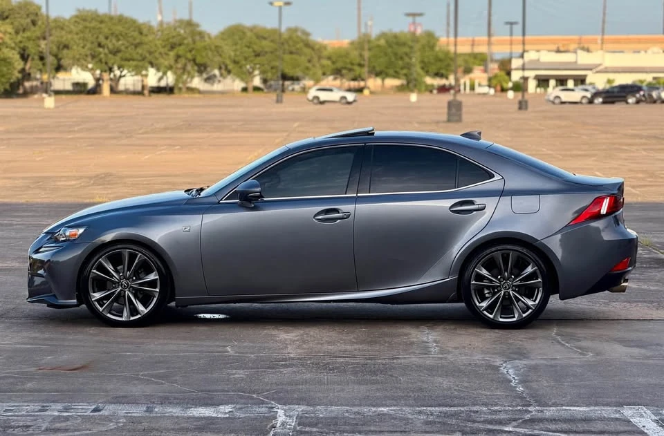 2014 Lexus IS 3rd Gen - Image 4 of 16