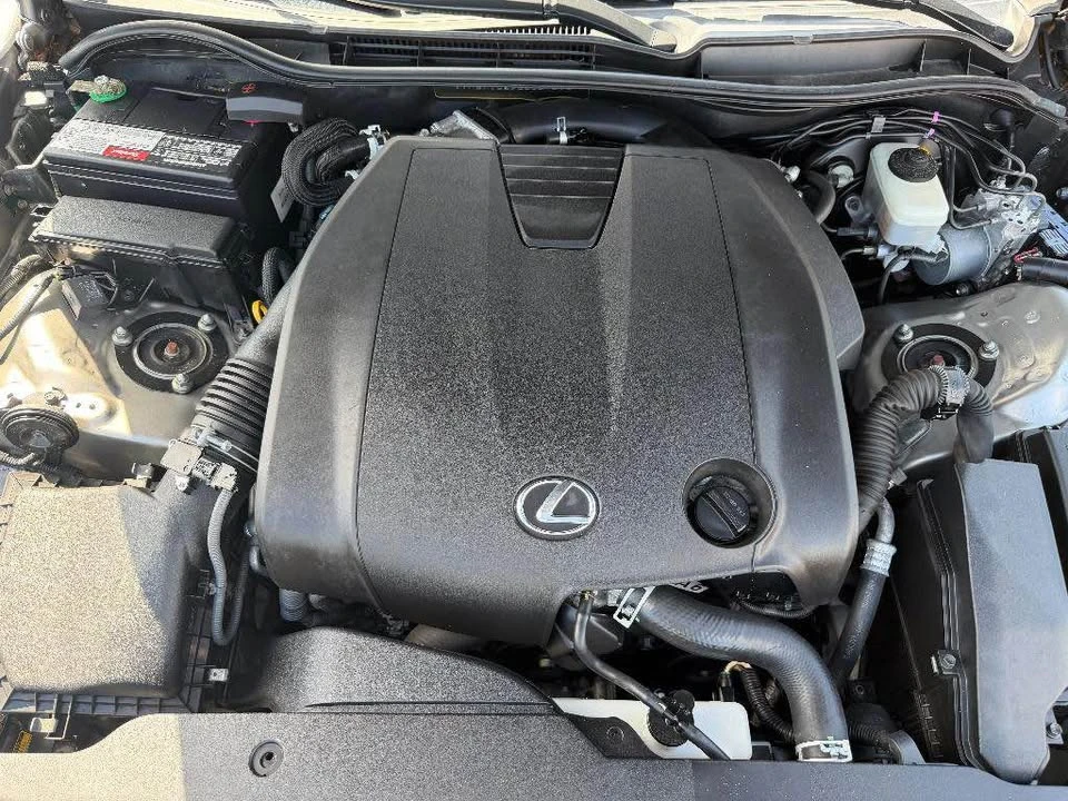2014 Lexus IS 3rd Gen - Image 9 of 14