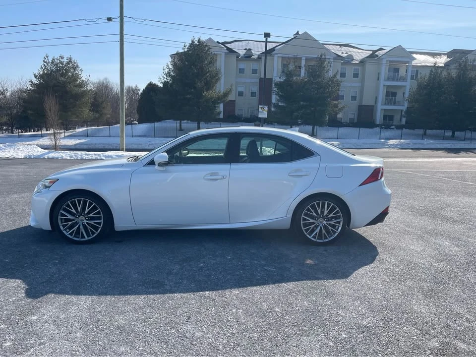 2014 Lexus IS 3rd Gen - Image 6 of 8