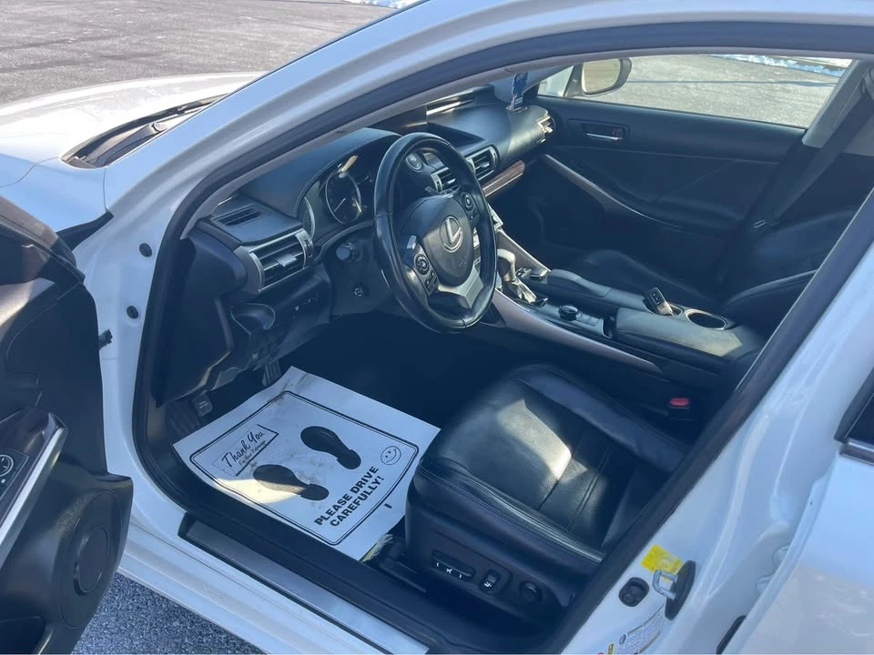 2014 Lexus IS 3rd Gen - Image 7 of 8