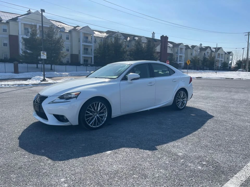2014 Lexus IS 3rd Gen - Image 5 of 8