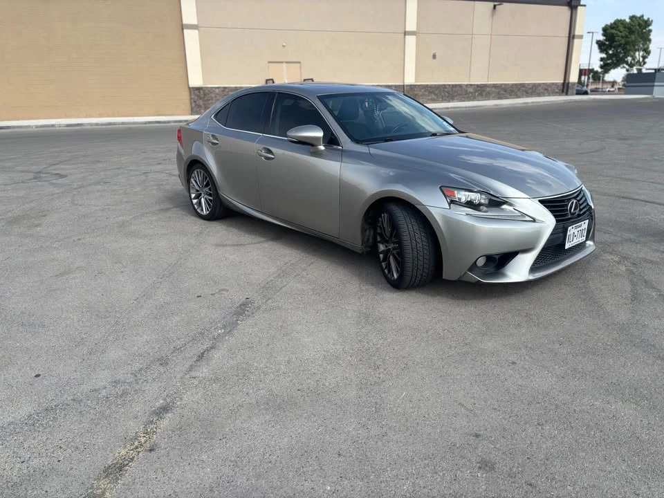 2014 Lexus IS 3rd Gen - Image 13 of 16