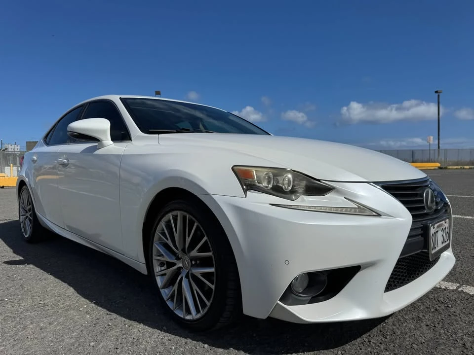 2014 Lexus IS 3rd Gen - Image 5 of 19