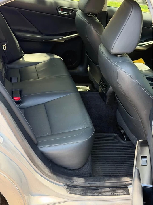 2014 Lexus IS 3rd Gen - Image 13 of 20