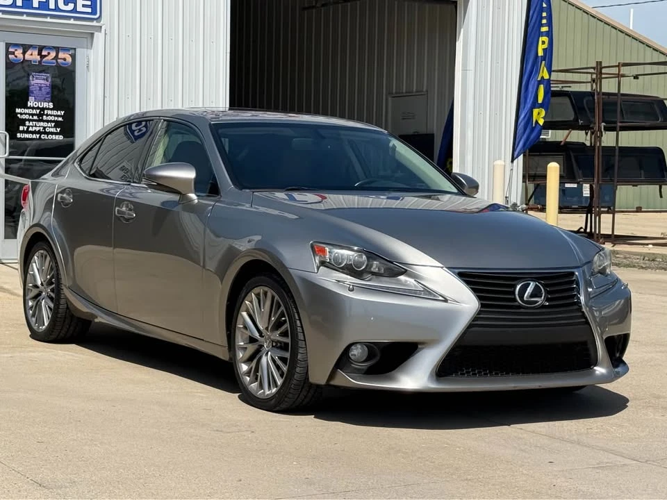 2014 Lexus IS 3rd Gen - Image 5 of 16