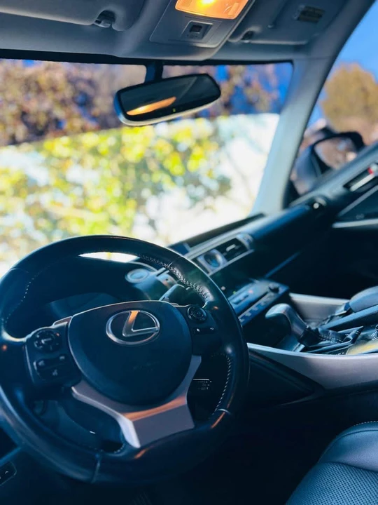 2014 Lexus IS 3rd Gen - Image 7 of 20