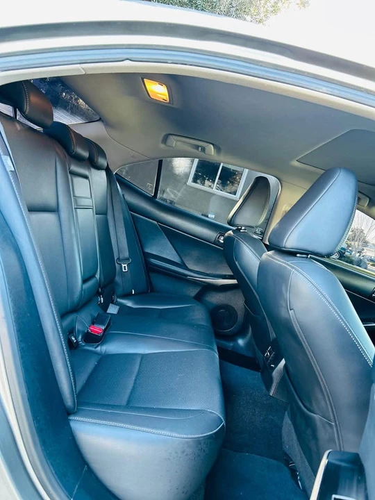 2014 Lexus IS 3rd Gen - Image 14 of 20
