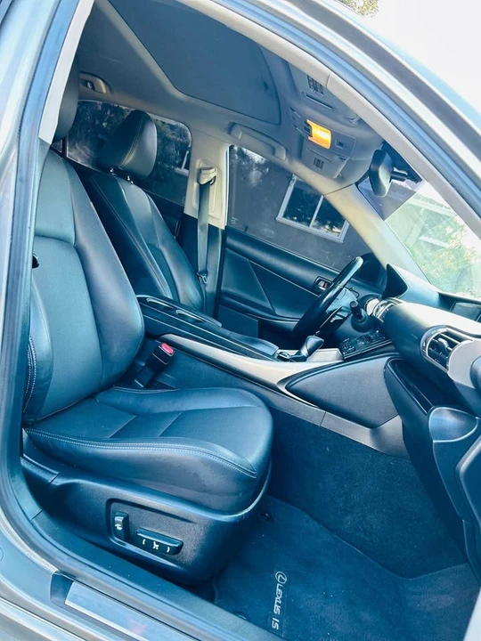 2014 Lexus IS 3rd Gen - Image 9 of 20