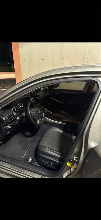2014 Lexus IS 3rd Gen - Image 6 of 9