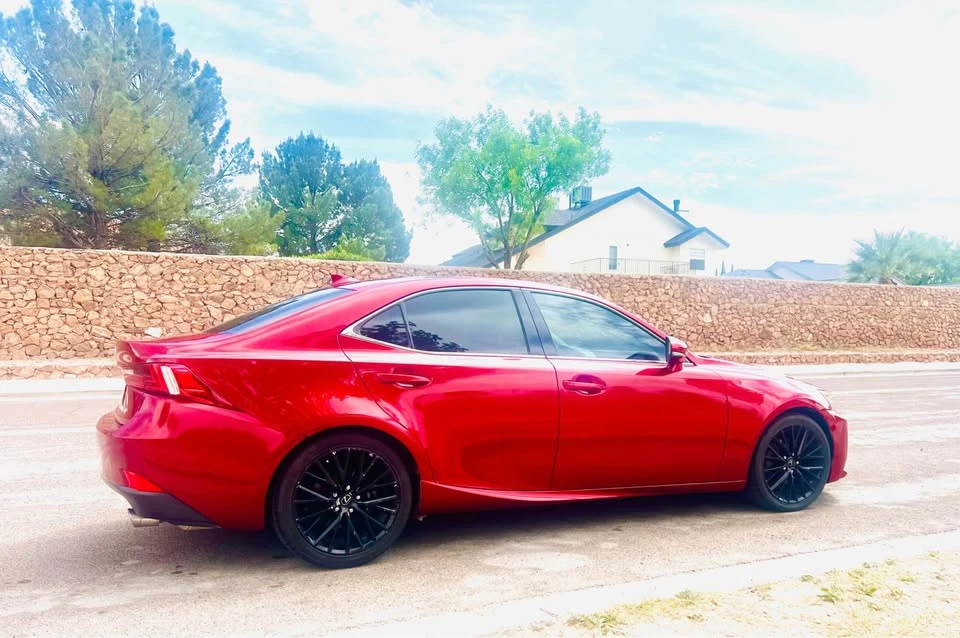 2014 Lexus IS 3rd Gen - Image 10 of 11