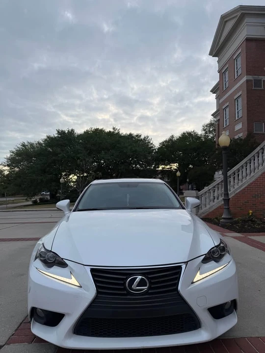 2014 Lexus IS 3rd Gen - Image 6 of 12