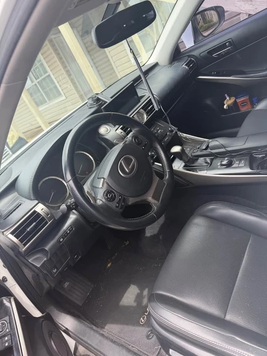 2014 Lexus IS 3rd Gen - Image 9 of 12