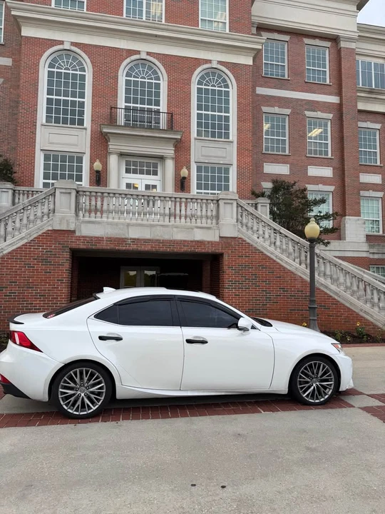 2014 Lexus IS 3rd Gen - Image 5 of 12