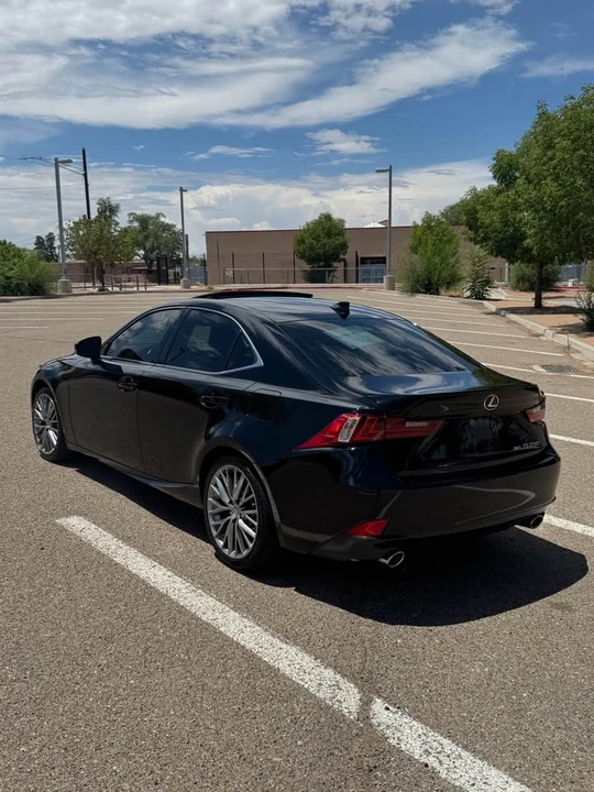 2014 Lexus IS 3rd Gen - Image 4 of 12