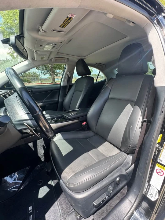 2014 Lexus IS 3rd Gen - Image 8 of 12