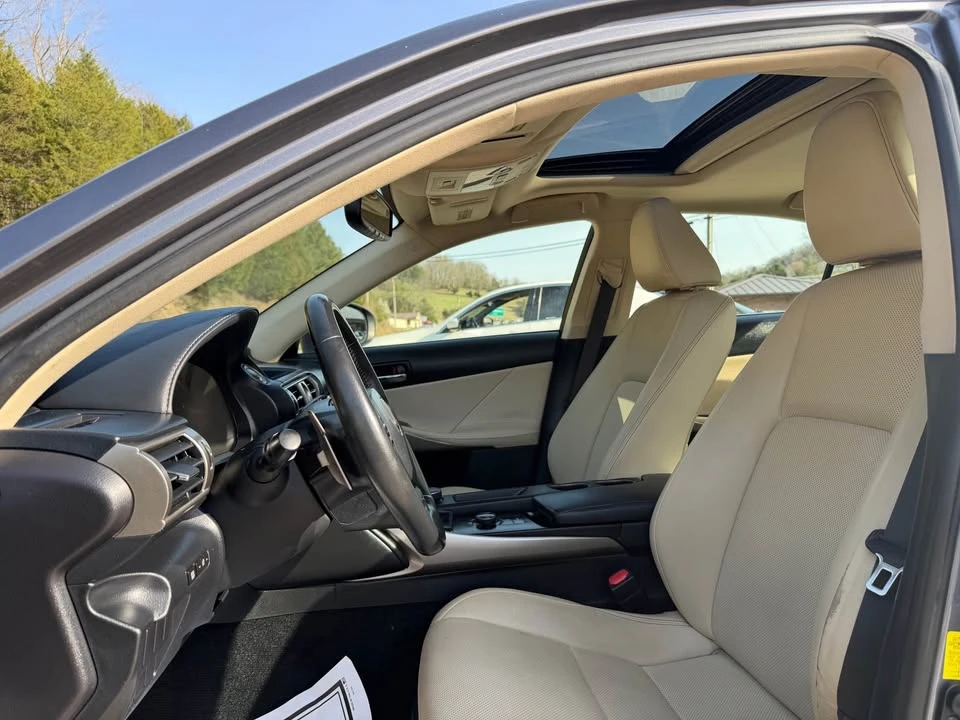 2014 Lexus IS 3rd Gen - Image 11 of 15