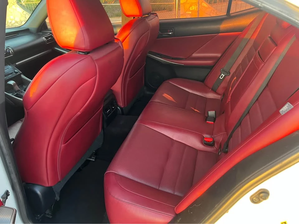 2014 Lexus IS 3rd Gen - Image 8 of 10