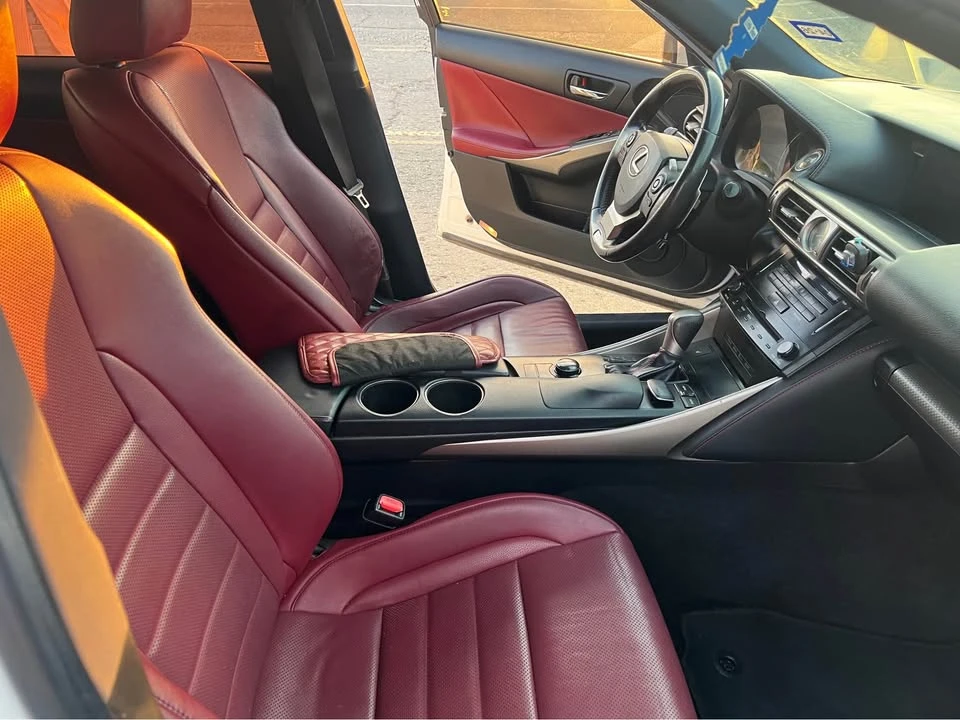 2014 Lexus IS 3rd Gen - Image 7 of 10