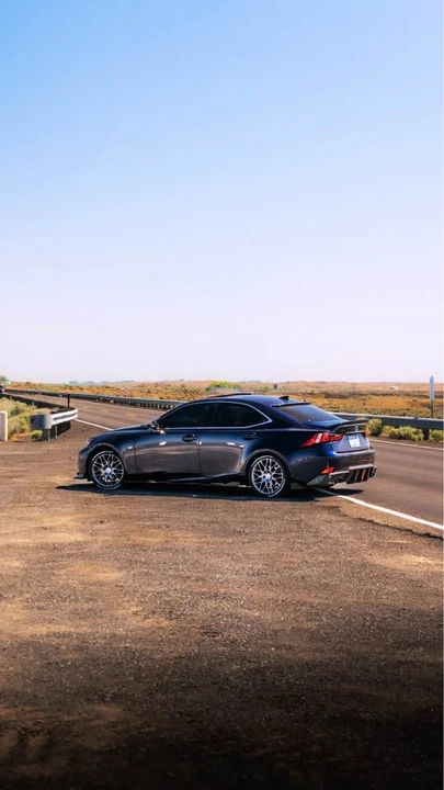 2014 Lexus IS 3rd Gen - Image 7 of 14